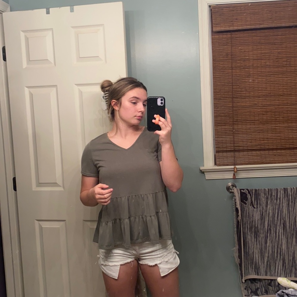 White American eagle shorts (too small on me)